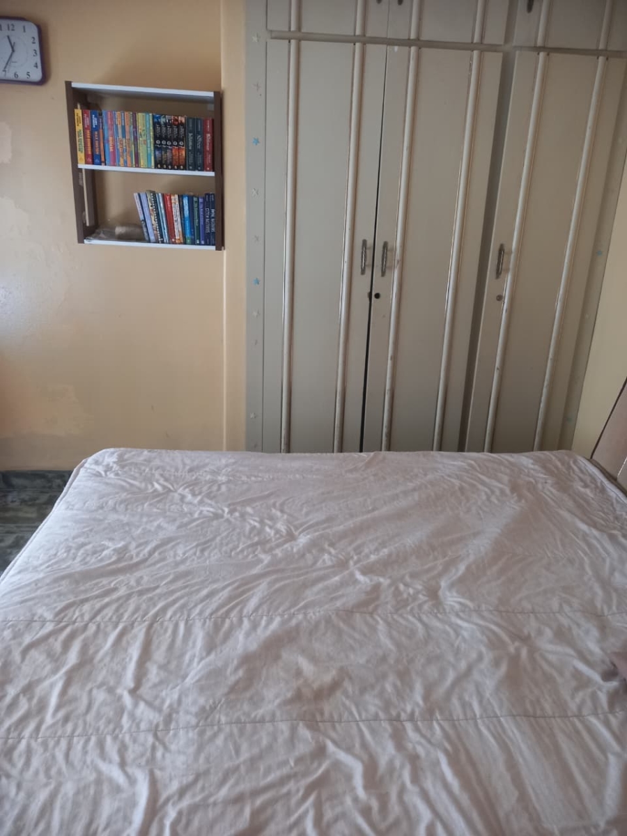 5 Bedroom Property for Sale in Manzil Park North West